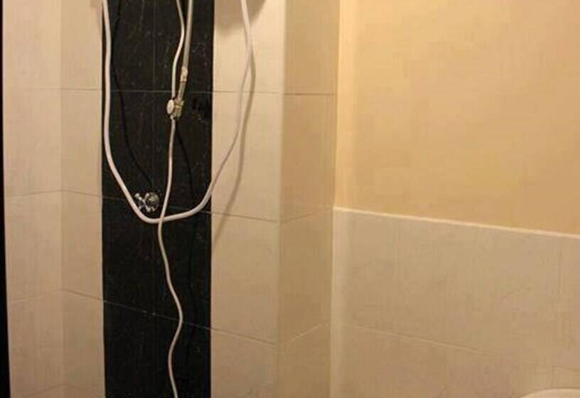 4f8 Princeton Bldg North Cambridge Condo