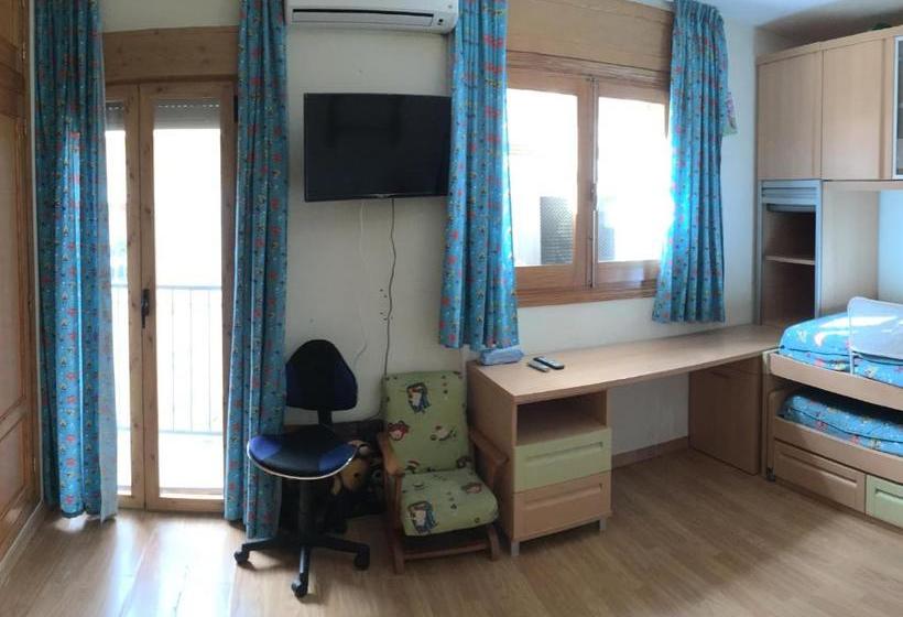 הוסטל Casa Polop