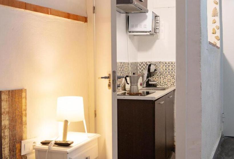 ベッドアンドブレックファースト Fortress Jacuzzi Suites