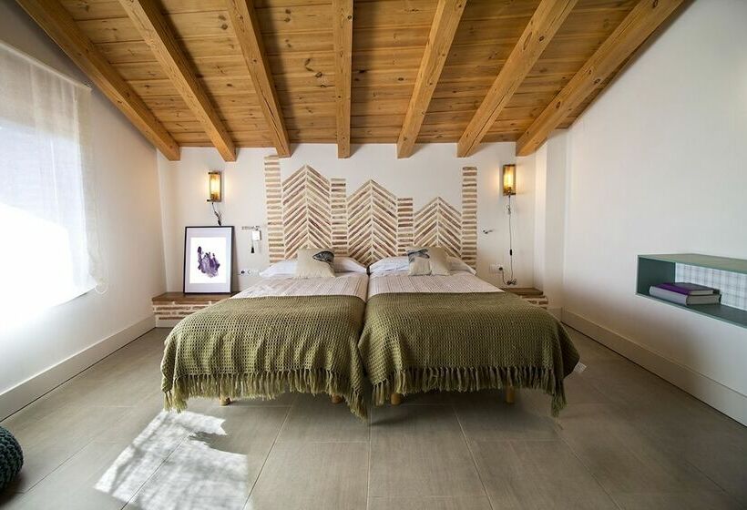 Отель El Patio De La Morera