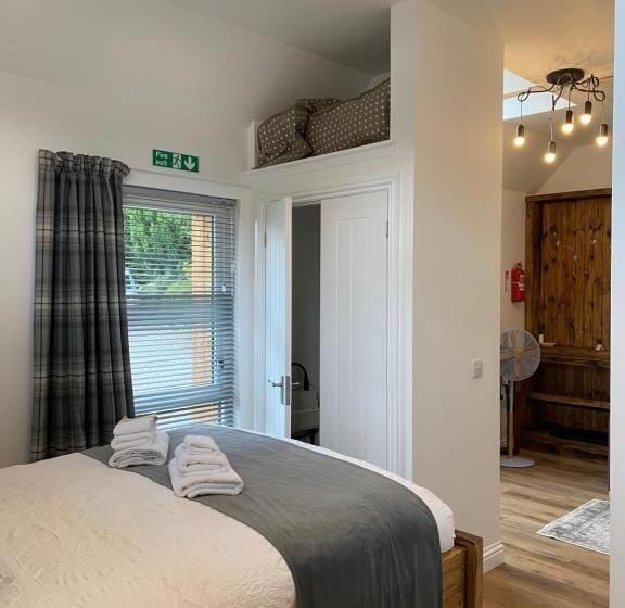 Пансион Garden Park Guest House