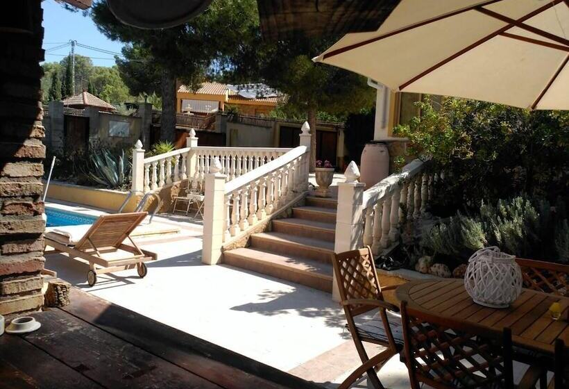 Пансион La Esencia