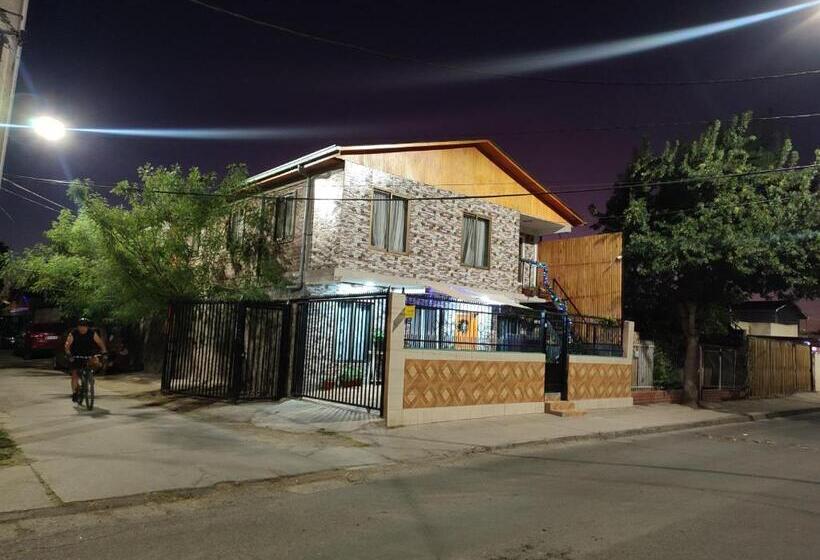 هاستل Hostal Familiar S&g