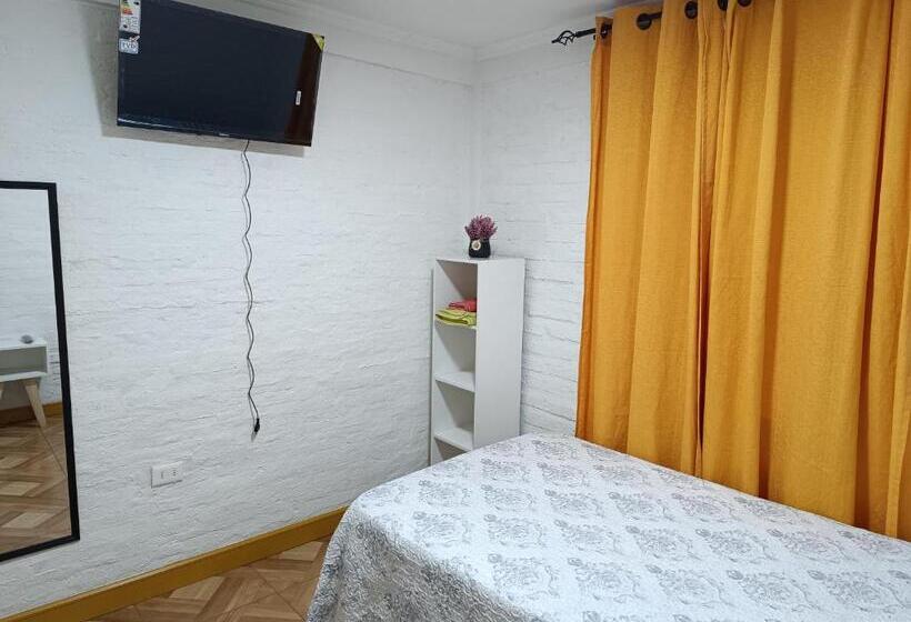 هاستل Hostal Familiar S&g