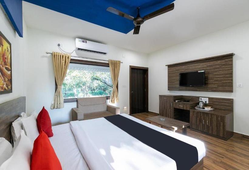 Отель Capital O 69388 Bright View Cottage