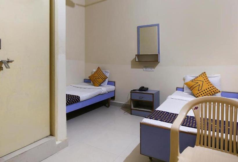 בית מלון כפרי Spot On 68002 Kasthabhanjan Guest House