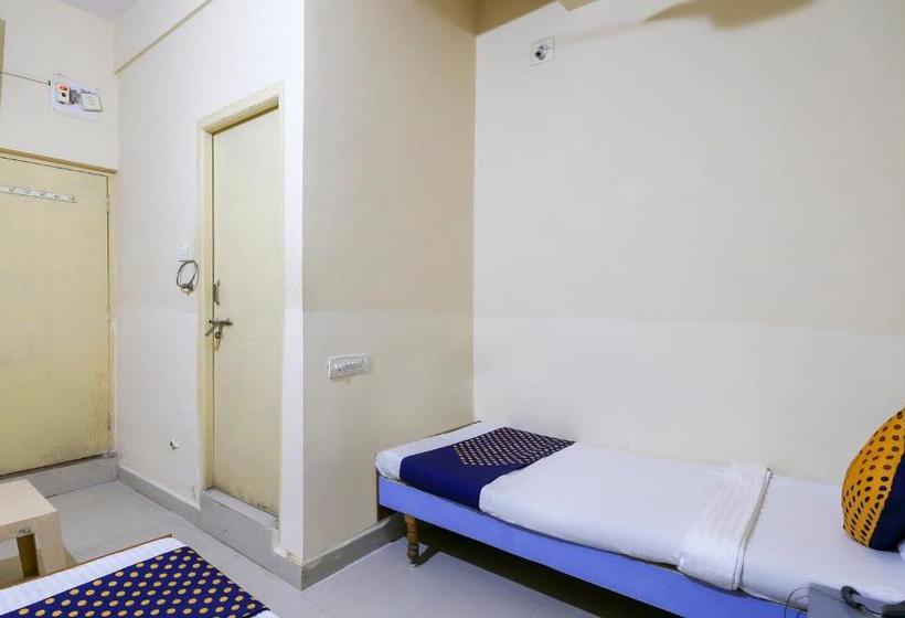 בית מלון כפרי Spot On 68002 Kasthabhanjan Guest House