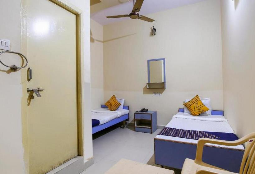 Отель Spot On 68002 Kasthabhanjan Guest House