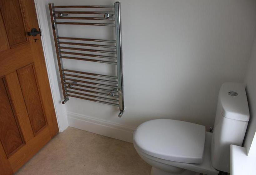 פנסיון Beautiful Ensuite Beachfront Room Worthing Homestay