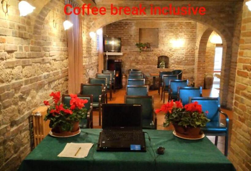 فندق B&b Resort Fonte La Castellana