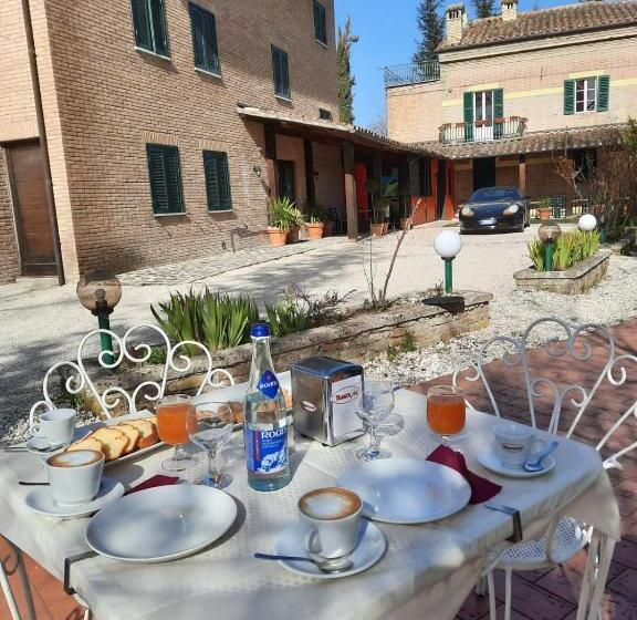 فندق B&b Resort Fonte La Castellana