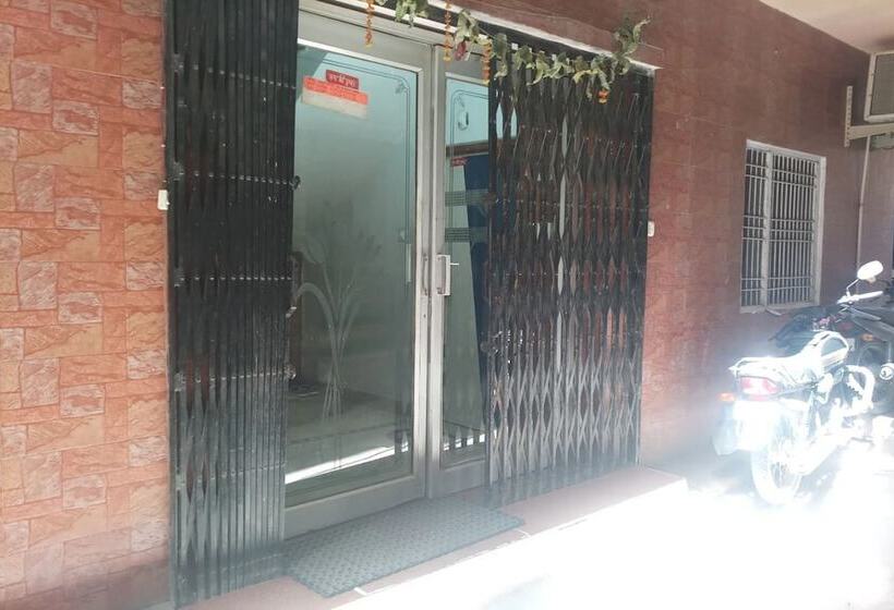 בית מלון כפרי Manorath