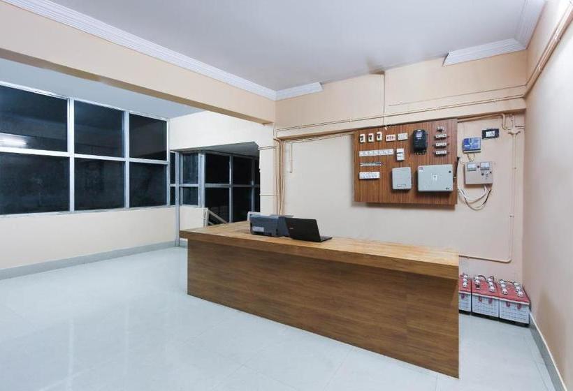 호텔 Spot On 67258 Sri Ranga Lodge