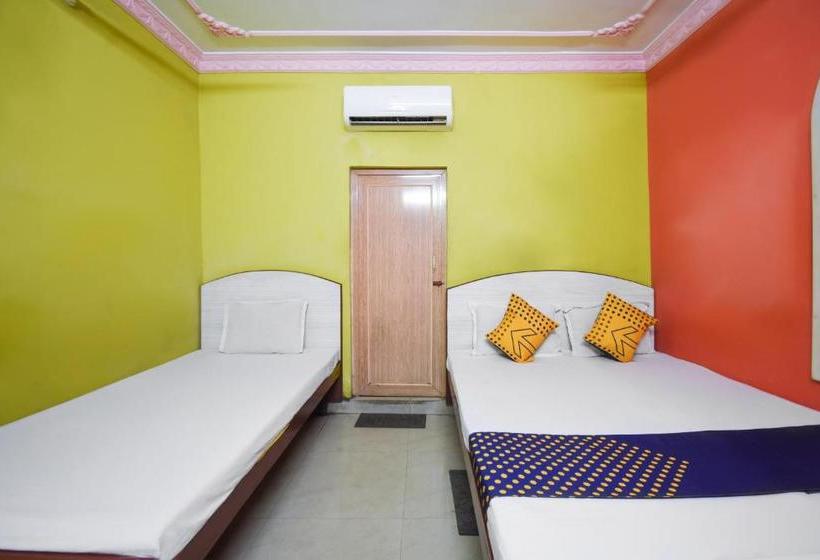 هتل Spot On 67631 Maa Tara Guest House