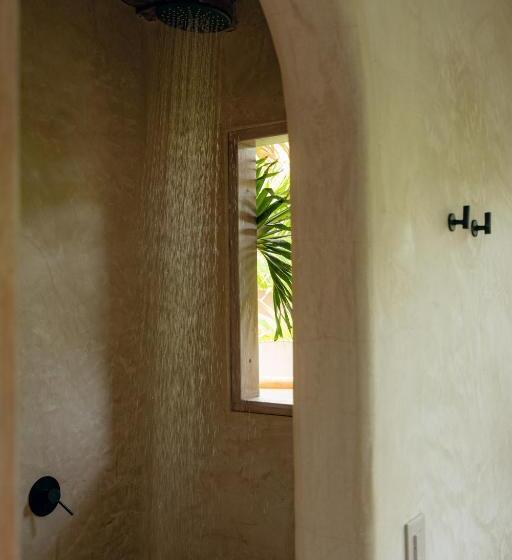 ペンション La Fragata