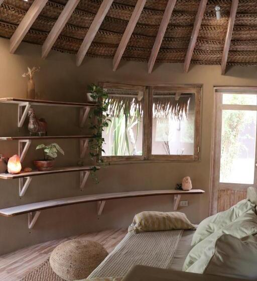 ペンション La Fragata