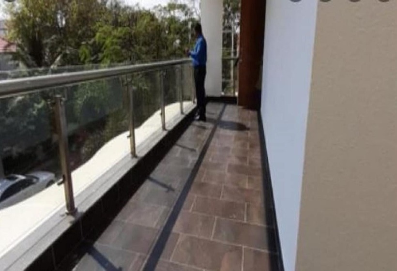 Отель Maroma Suites