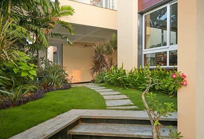 Отель Maroma Suites