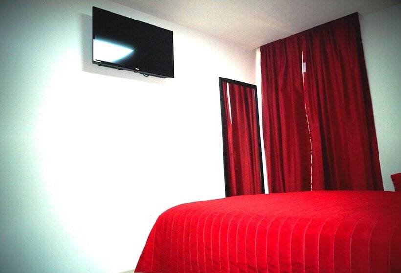 호텔 Royal Madero Inn