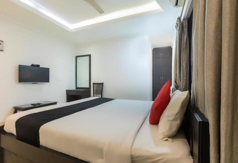 ホテル Capital O 67373 Bhagayam Suites