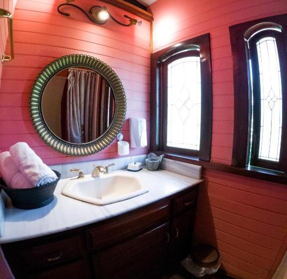 فندق Coyote Rooms