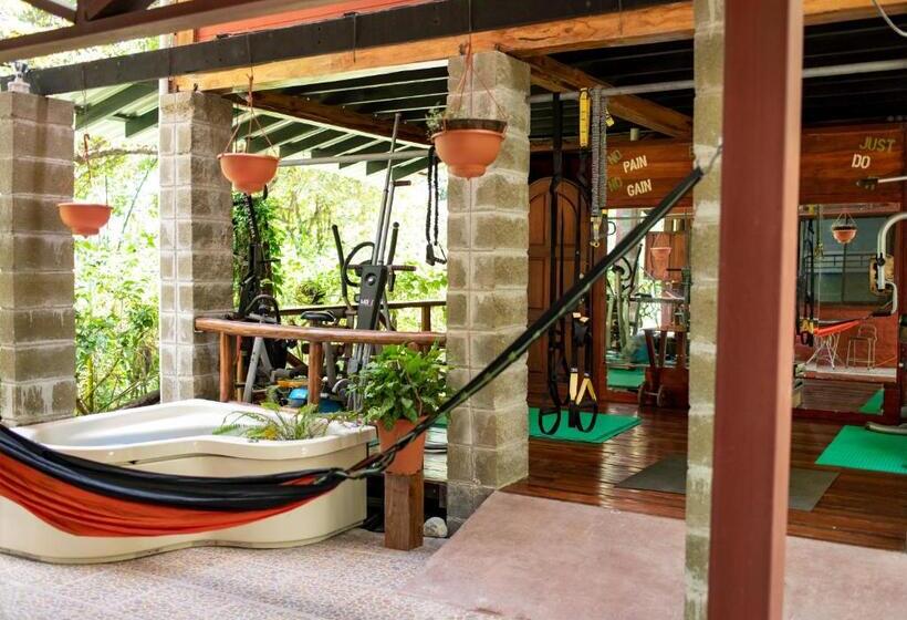 فندق Coyote Rooms