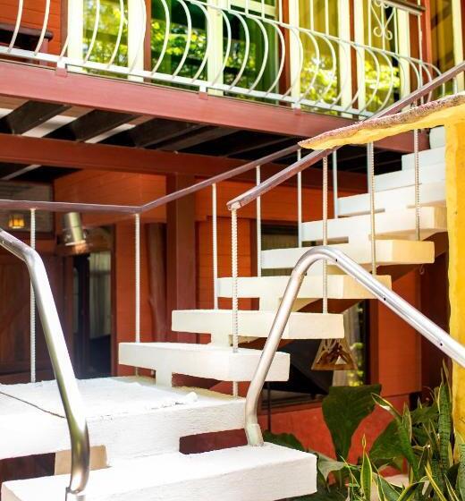 فندق Coyote Rooms