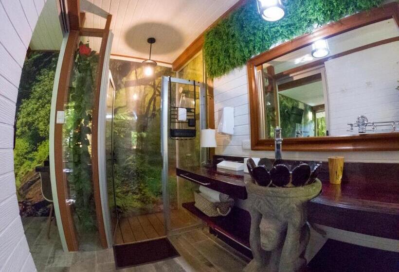 فندق Coyote Rooms