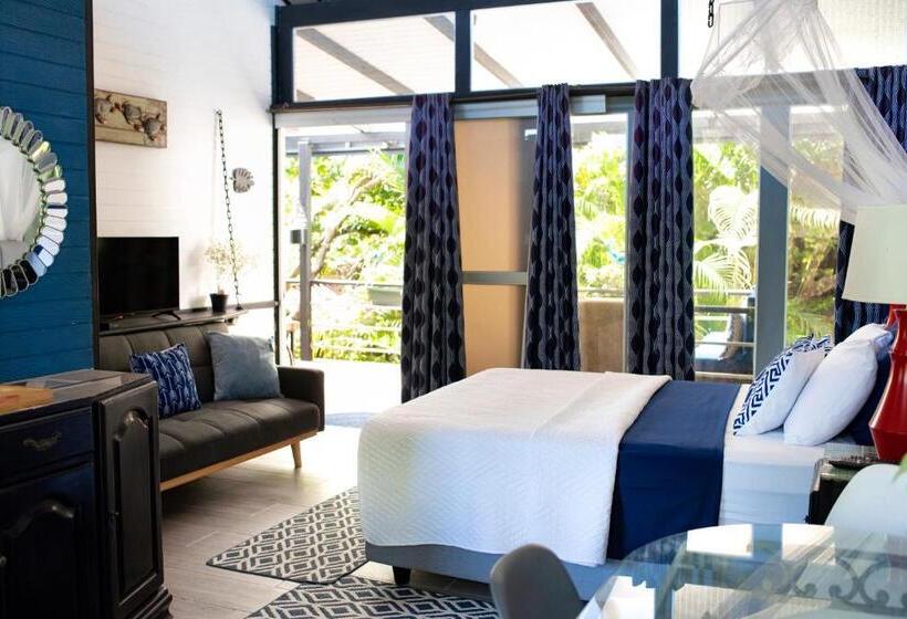 فندق Coyote Rooms