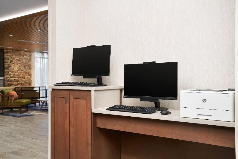 فندق Fairfield Inn & Suites Tampa Riverview