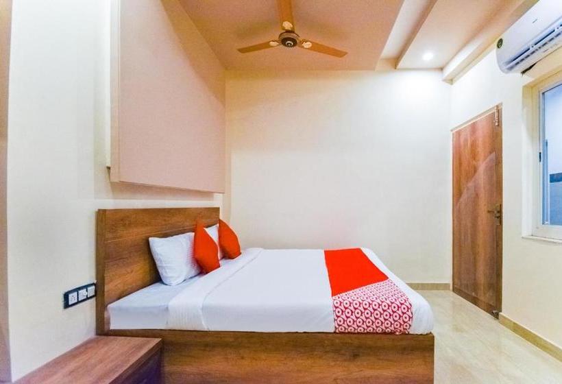 호텔 Oyo 63072 Rama Inn