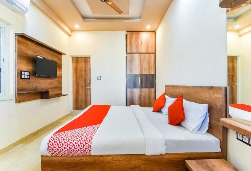 호텔 Oyo 63072 Rama Inn