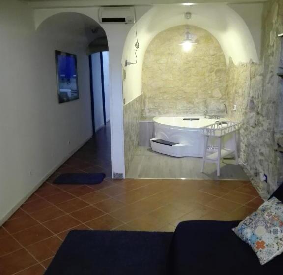 پانسیون Only For Two Giumbabulla