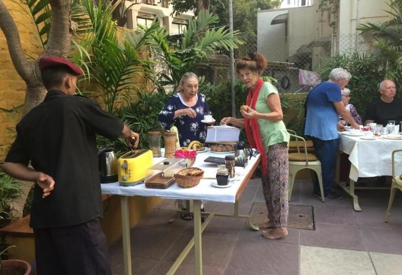 펜션 Uteliaa Homestay