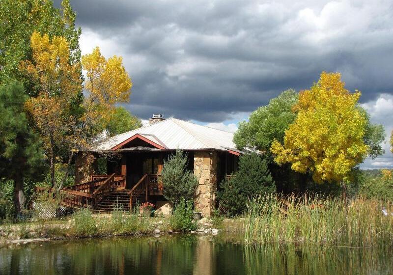 Starry Nights Ranch Bed & Breakfast