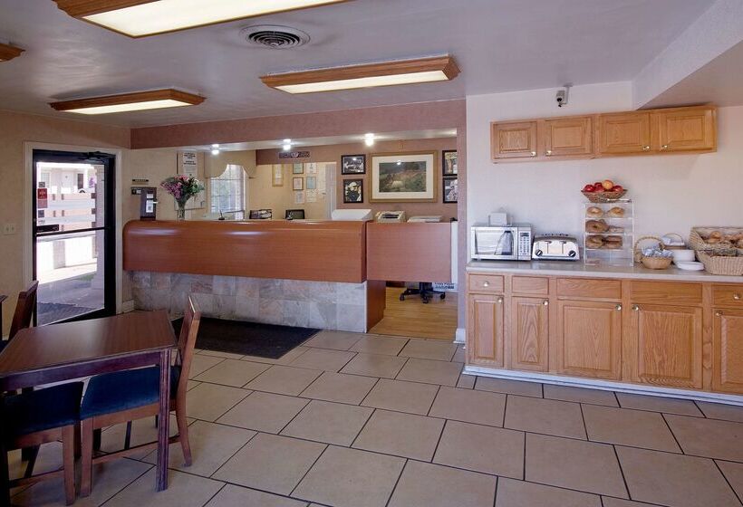 酒店 Americas Best Value Inn Tuscaloosa