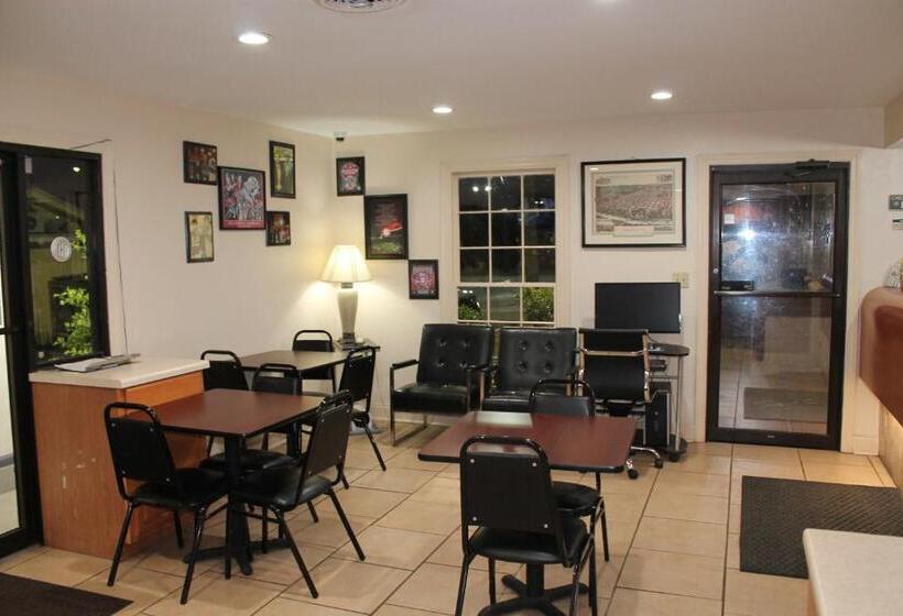 هتل Americas Best Value Inn Tuscaloosa