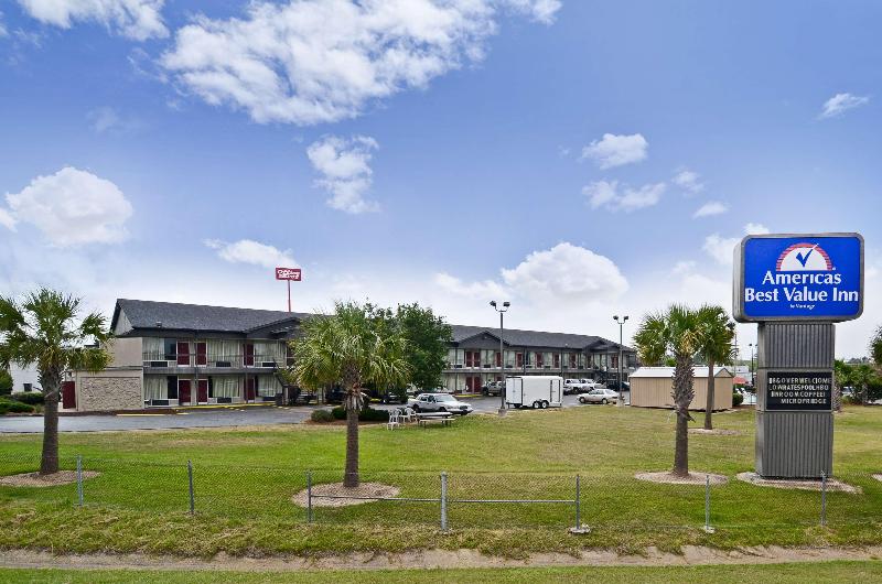 בית מלון כפרי Americas Best Value Inn West Monroe