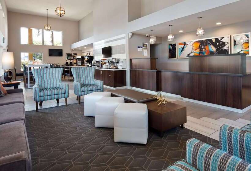 호텔 Best Western Apricot Inn