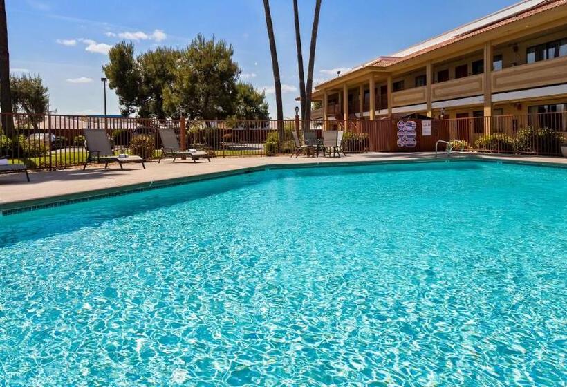 호텔 Best Western Apricot Inn