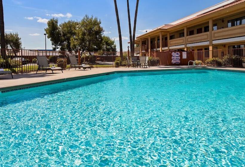 호텔 Best Western Apricot Inn