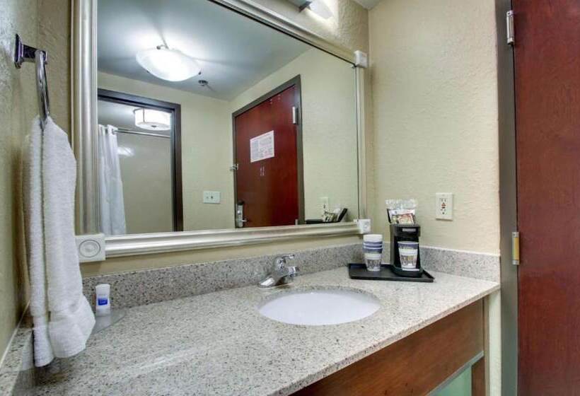 酒店 Best Western Eagles Inn