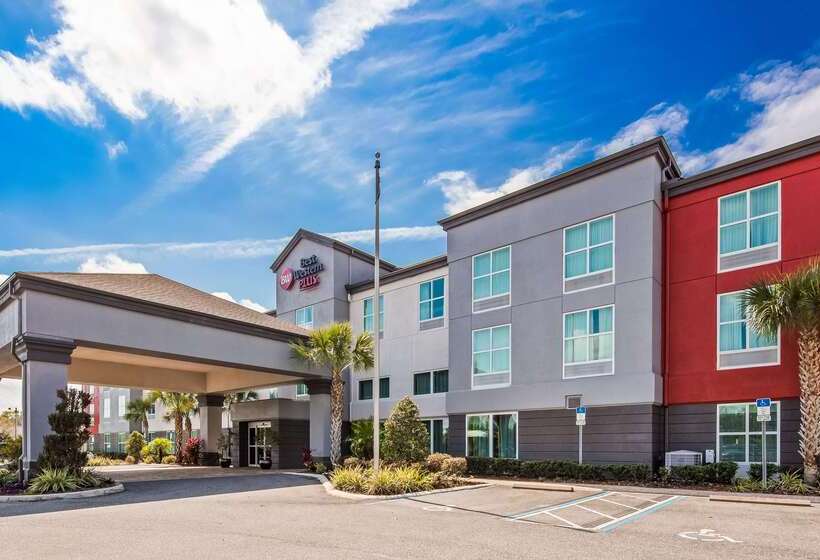 فندق Best Western Plus Chain Of Lakes Inn & Suites