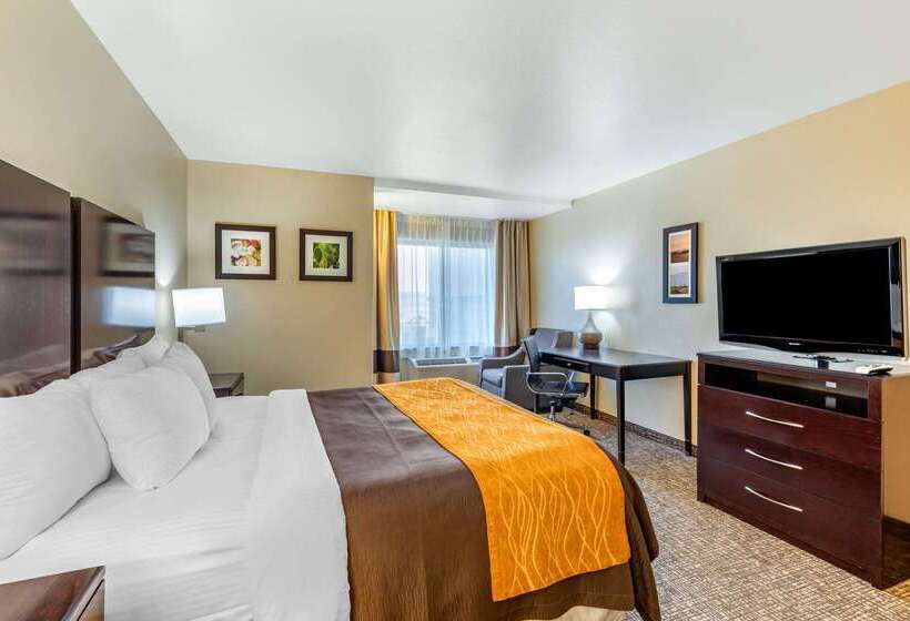 בית מלון כפרי Comfort Inn & Suites