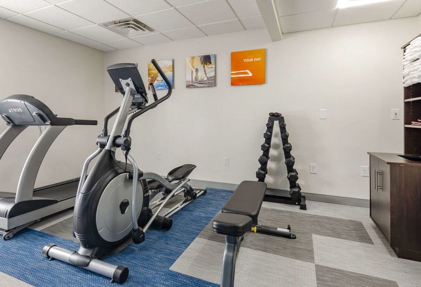 فندق Comfort Inn