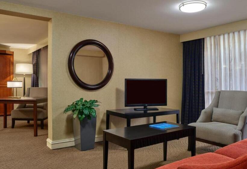 Courtland Grand Hotel, Trademark Collection by Wyndham Former Sheraton Atlanta