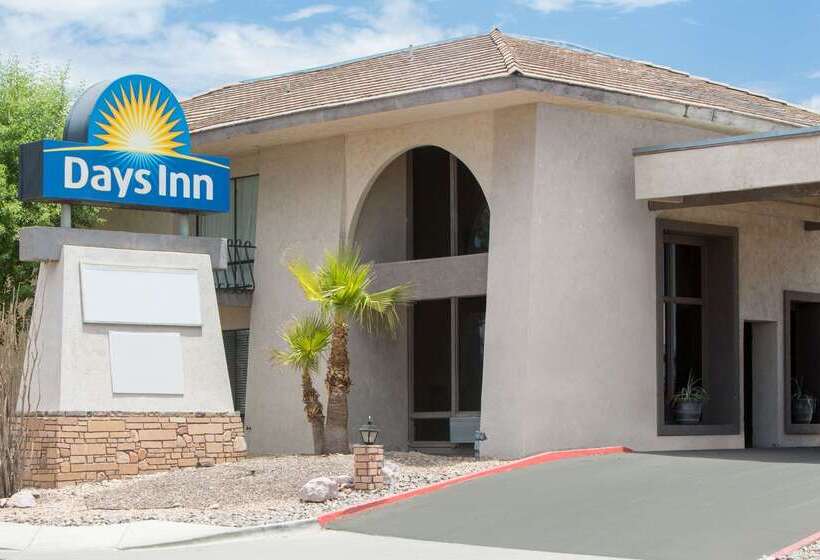 هتل Days Inn By Wyndham Lake Havasu
