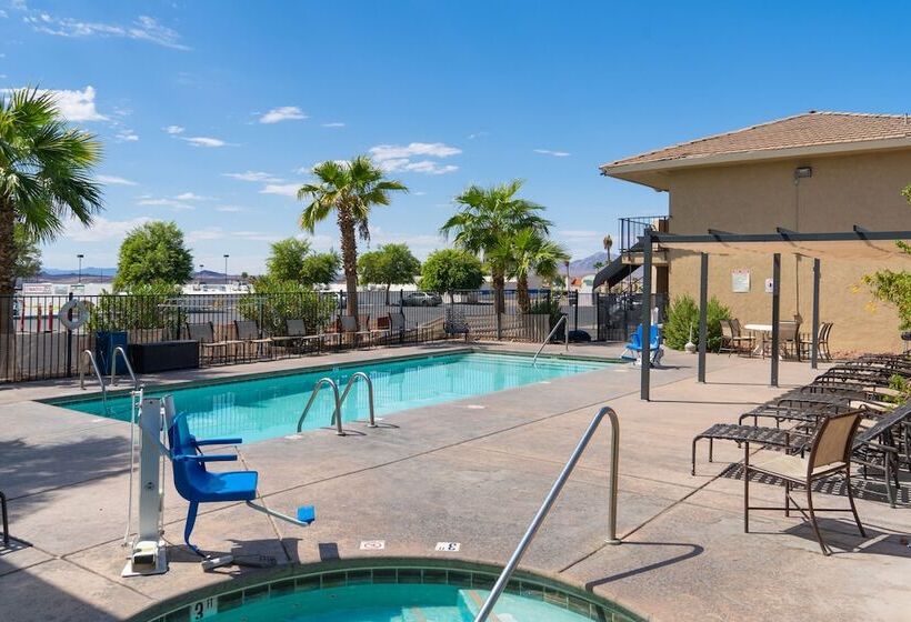 هتل Days Inn By Wyndham Lake Havasu