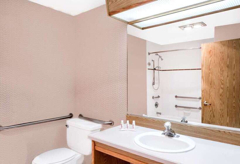 هتل Days Inn & Suites By Wyndham Kanab