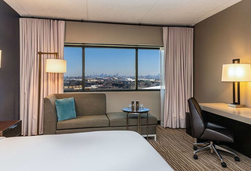 Doubletree By Hilton Hotel Newark Airport